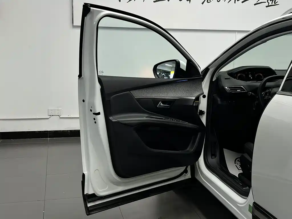 Peugeot 4008 — миниатюра 13