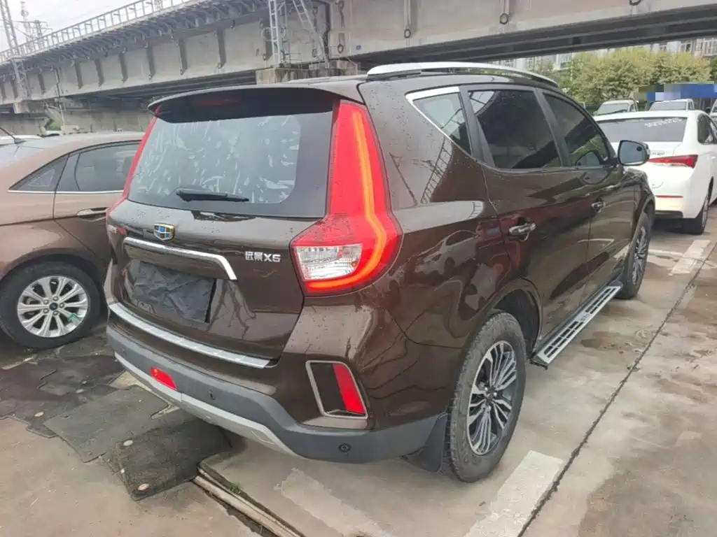 Geely Vision X6 — миниатюра 7