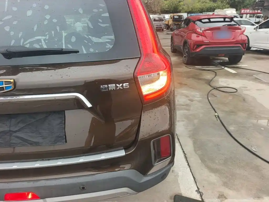 Geely Vision X6 — миниатюра 8