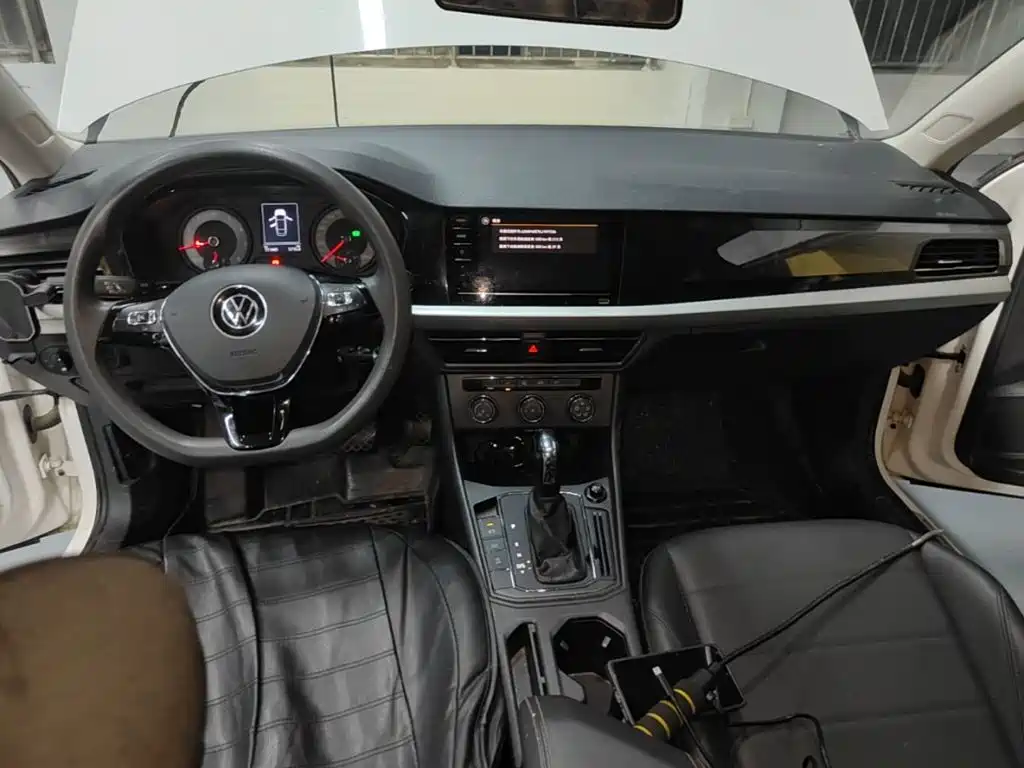 Volkswagen Lavida — миниатюра 10