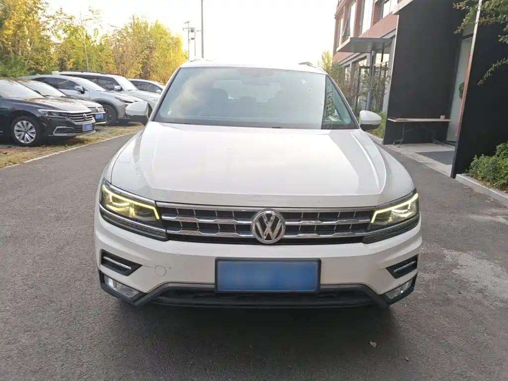 Volkswagen Tiguan L — миниатюра 3