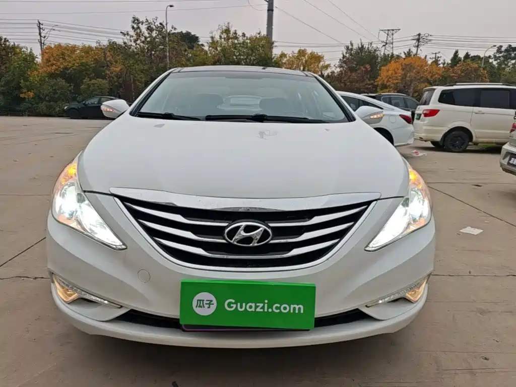 Hyundai Sonata — миниатюра 3