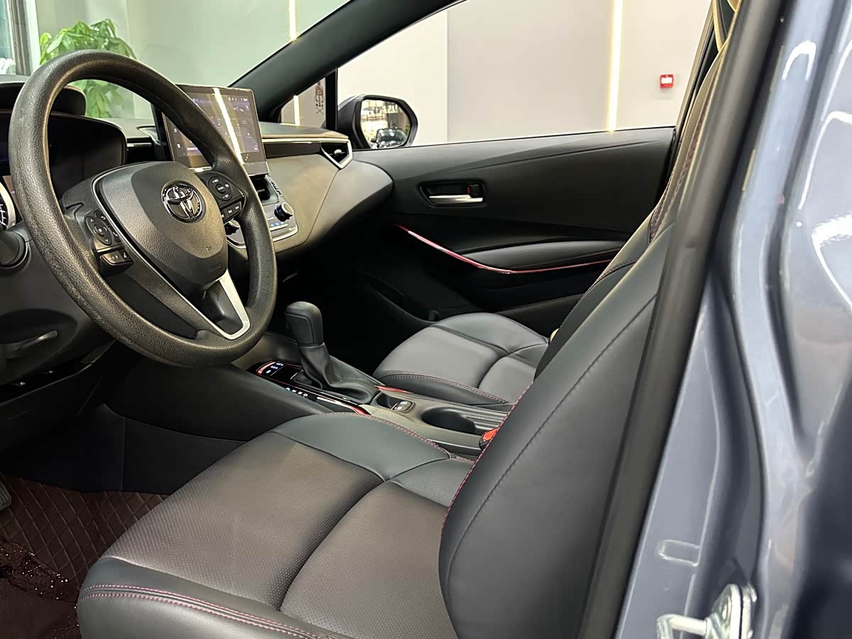 Toyota Levin 1.2 л 2023 г. Серебристо-серый, пробег 41600 км