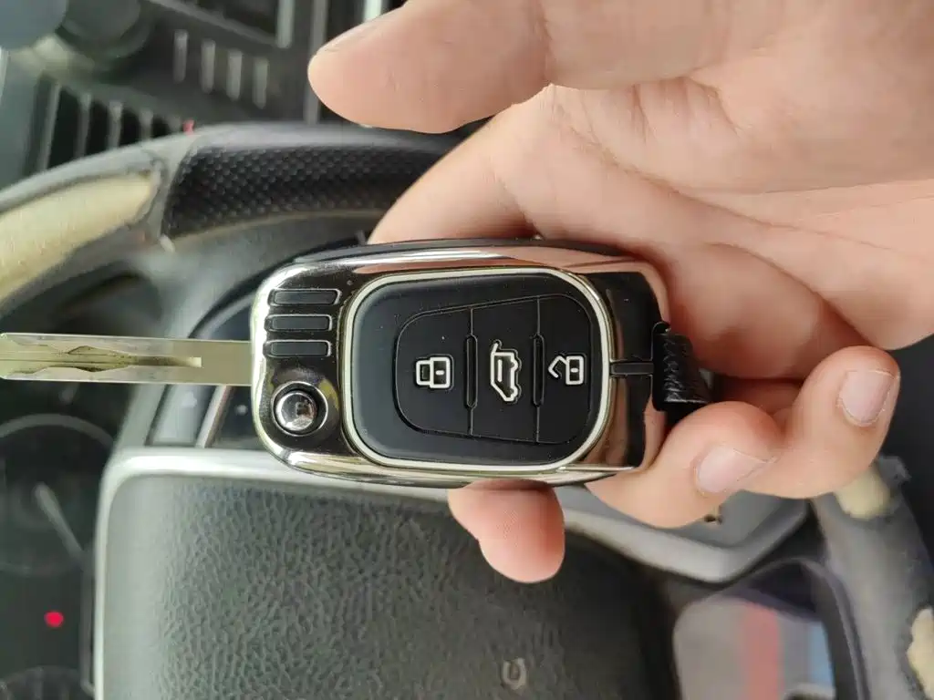 MAXUS V80 — миниатюра 12