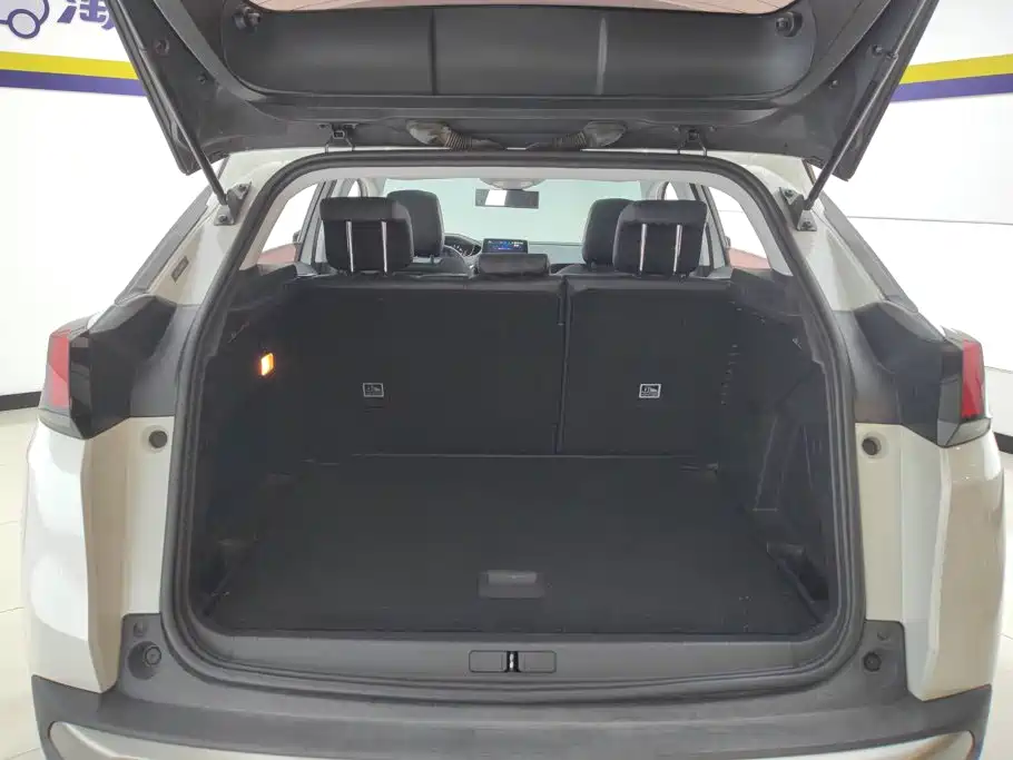 Peugeot 4008 — миниатюра 4