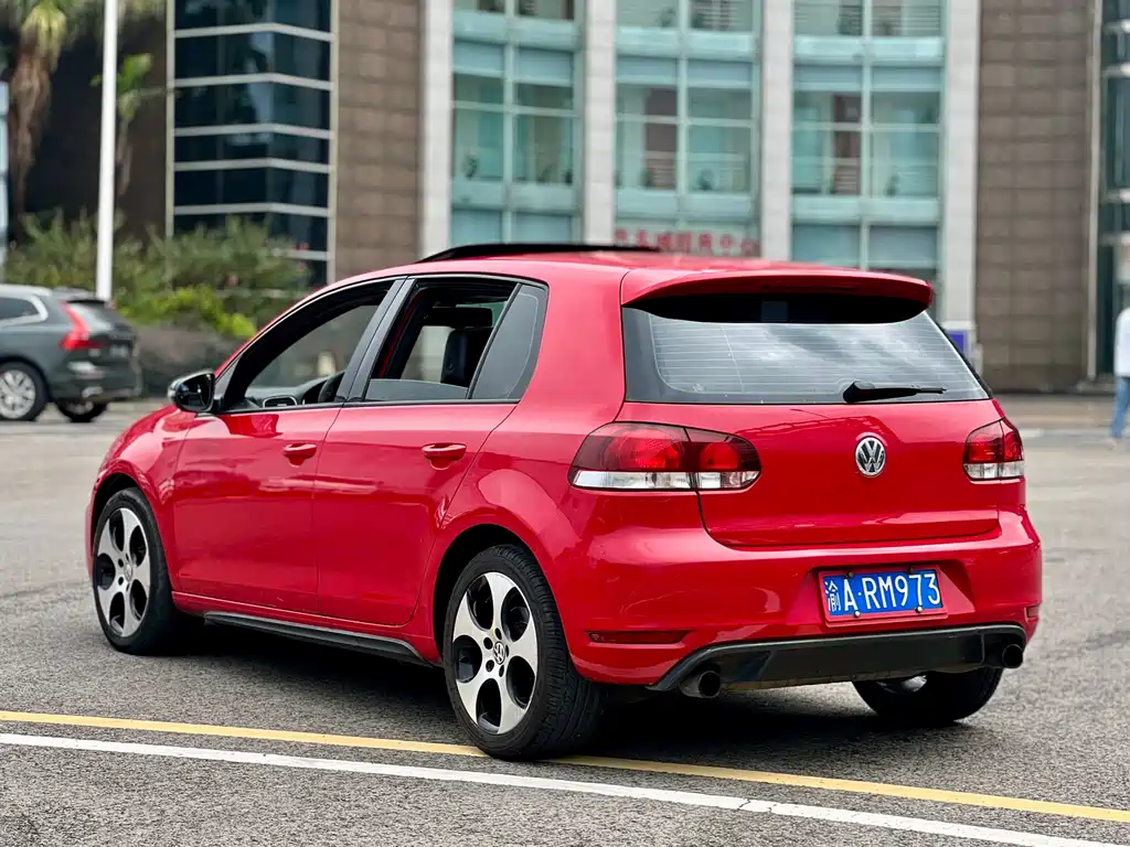 Volkswagen Golf GTI — миниатюра 4