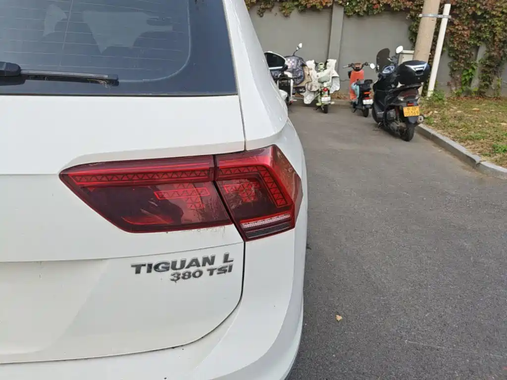 Volkswagen Tiguan L — миниатюра 8