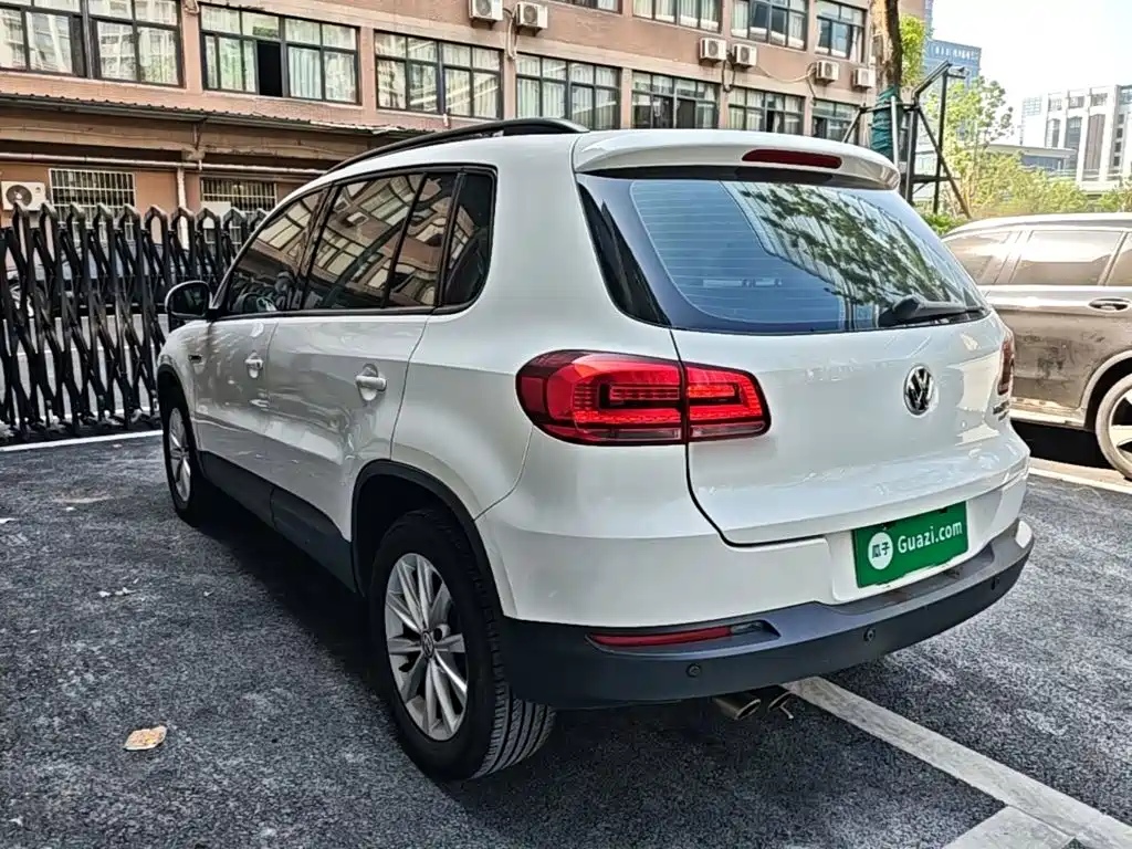 Volkswagen Tiguan — миниатюра 5