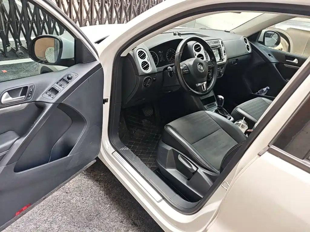 Volkswagen Tiguan — миниатюра 16