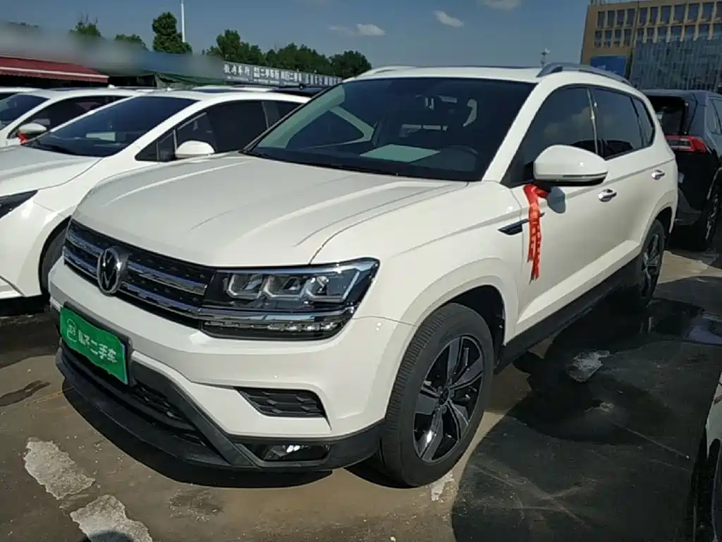 Volkswagen Tharu — миниатюра 2