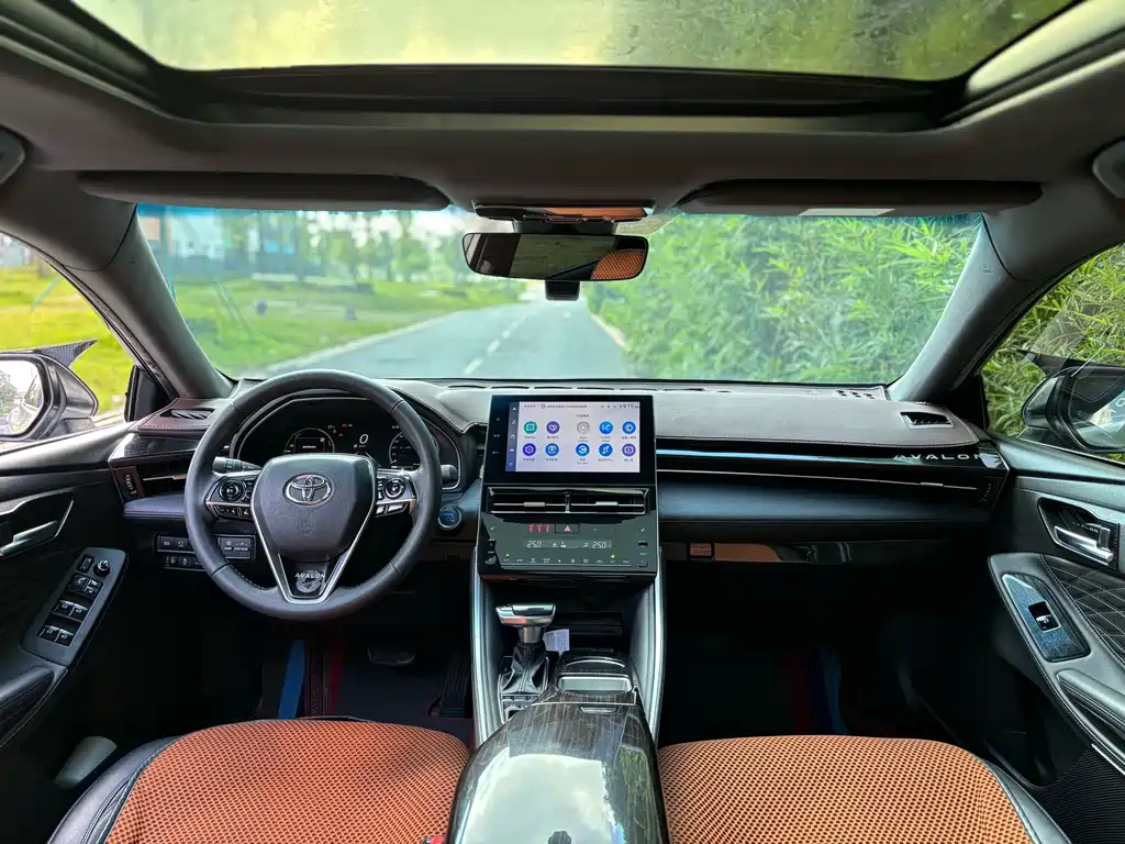 Toyota Avalon — миниатюра 5