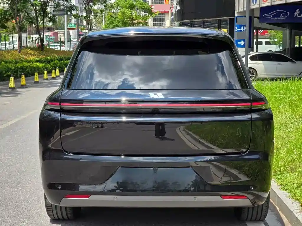 Li Auto Li L8 — миниатюра 4