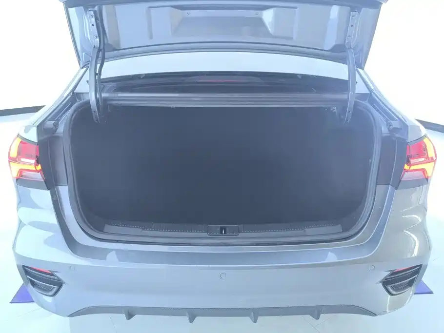 Roewe i5 — миниатюра 4