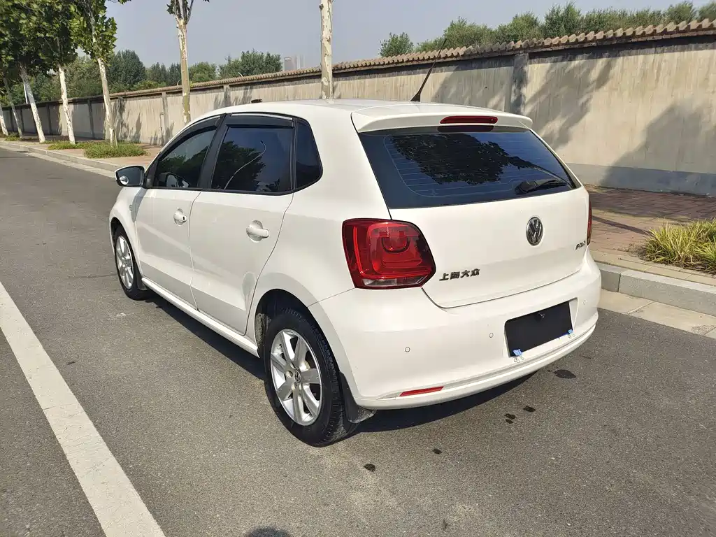 Volkswagen Polo — миниатюра 12