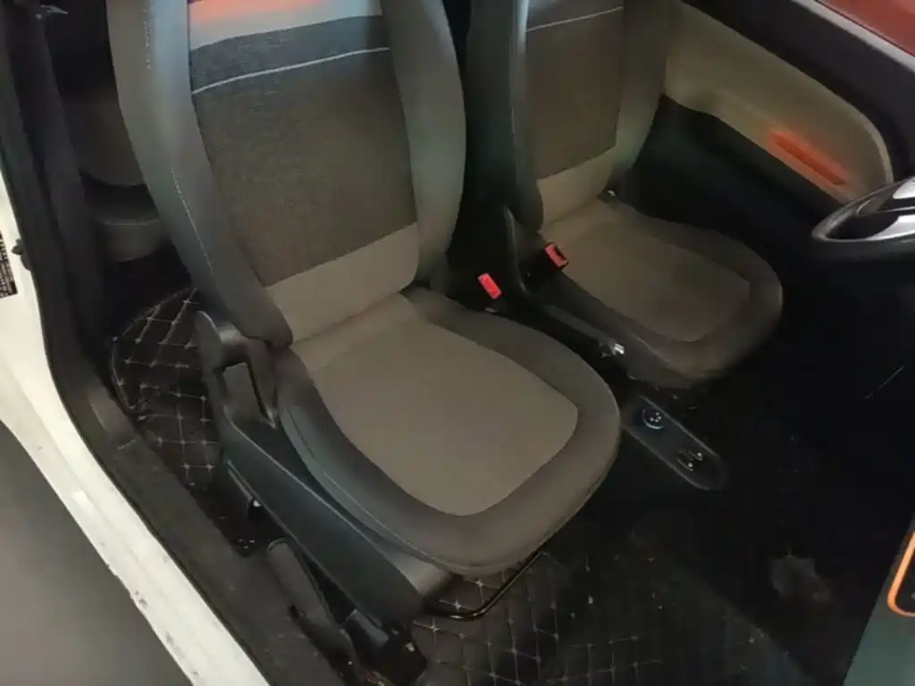 Wuling MINIEV — миниатюра 25