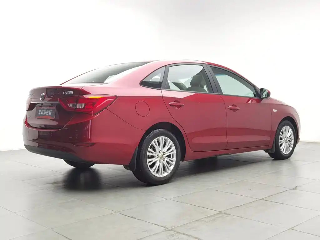 Buick Excelle — миниатюра 2