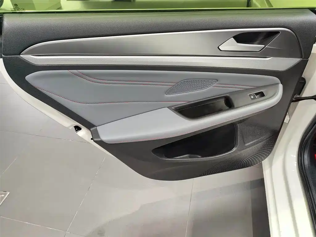 Volkswagen Lamando — миниатюра 20