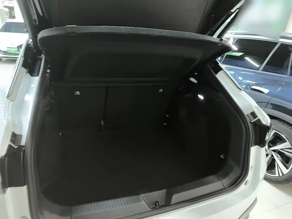 Volkswagen ID.4 X — миниатюра 19