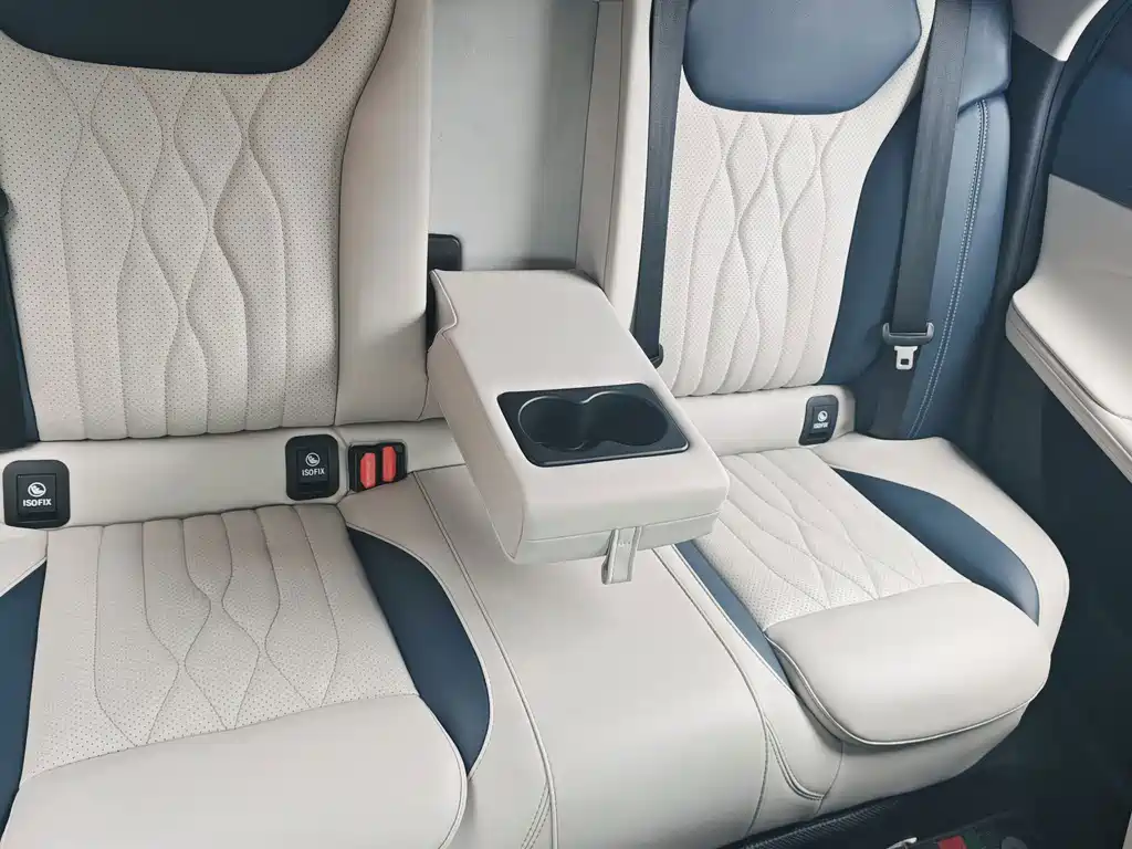 Chery Arrizo 8 — миниатюра 14