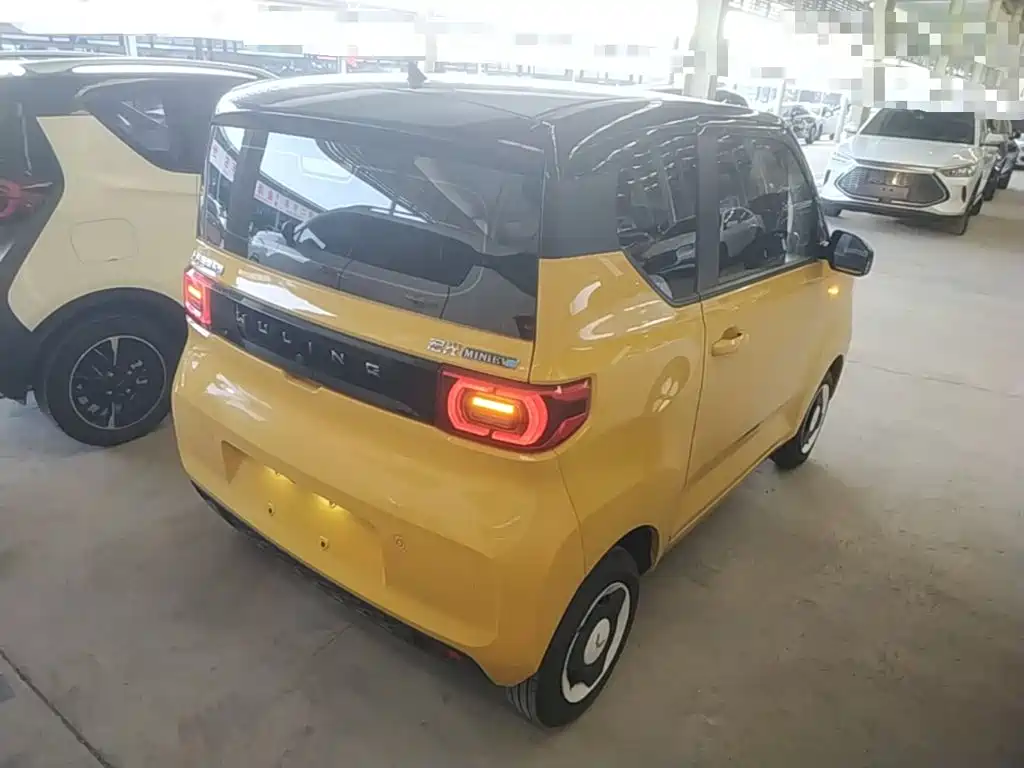 Wuling MINIEV — миниатюра 7