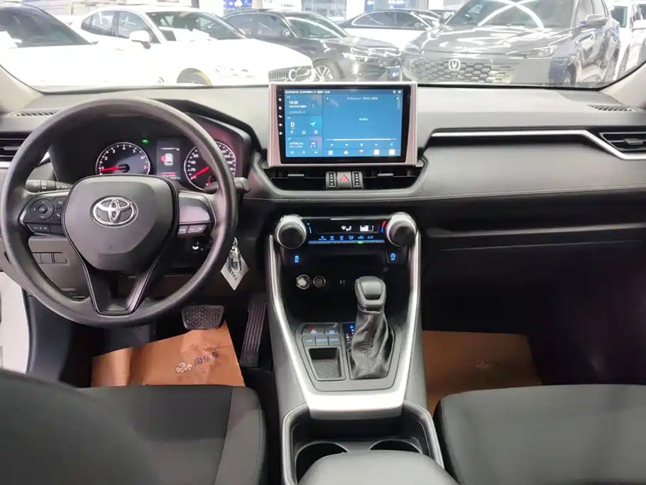 Toyota Wildlander — миниатюра 12