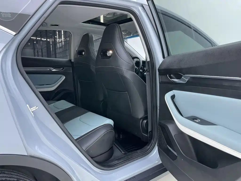 Geely Emgrand S — миниатюра 29