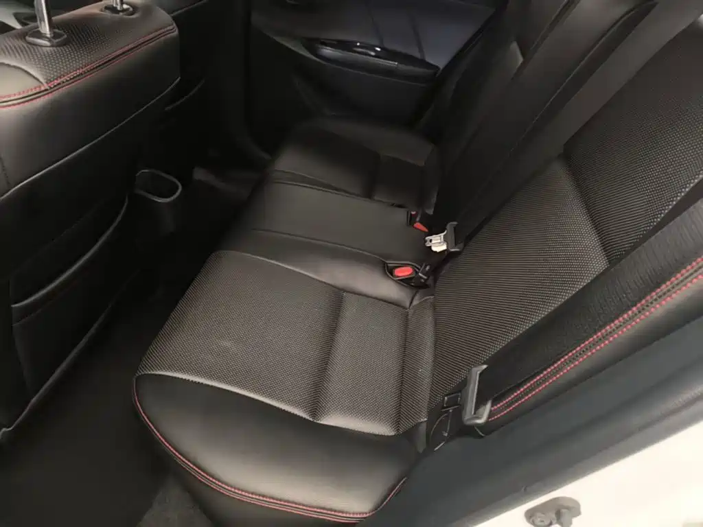 Toyota Yaris L — миниатюра 17