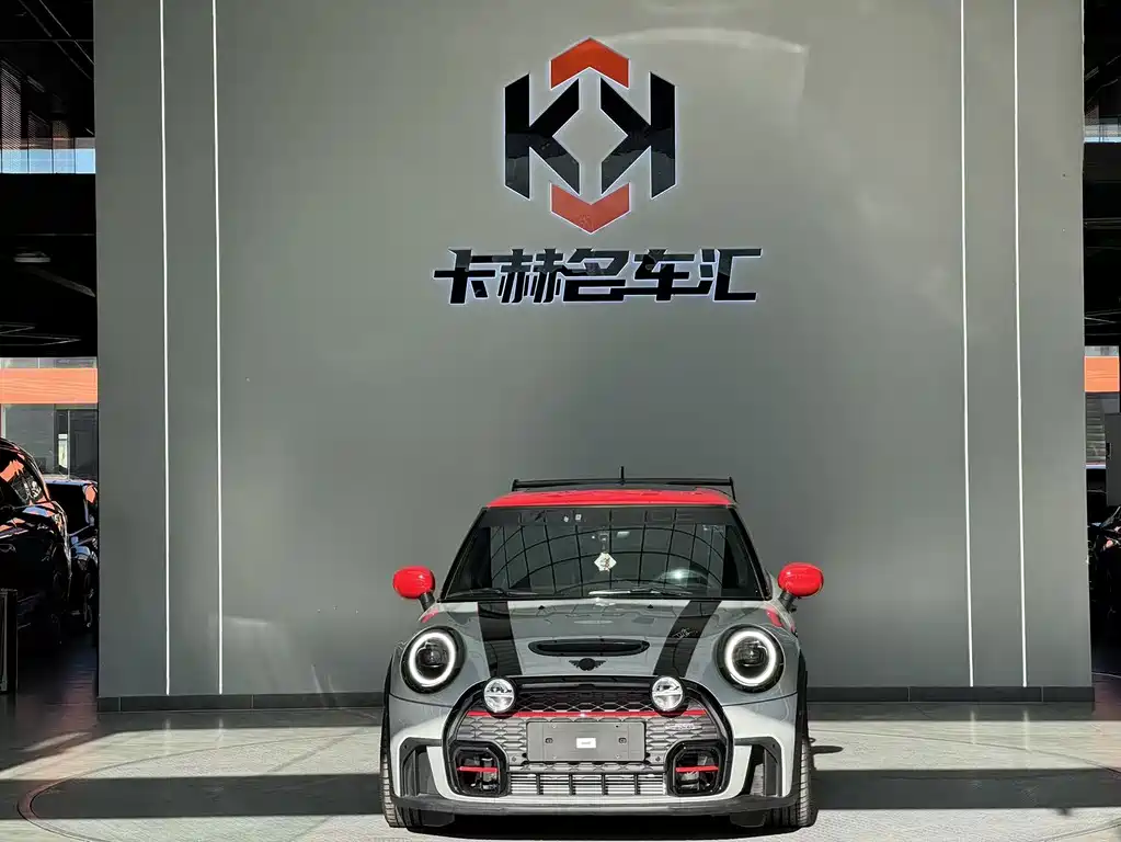MINI JCW