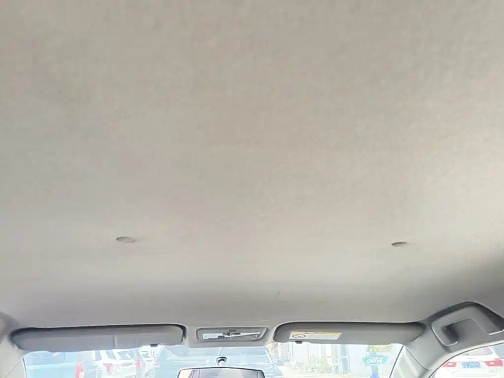 Toyota Yaris L — миниатюра 18