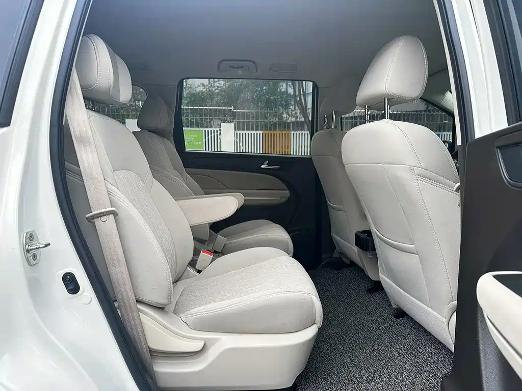 GAC Motor Trumpchi M6 — миниатюра 19
