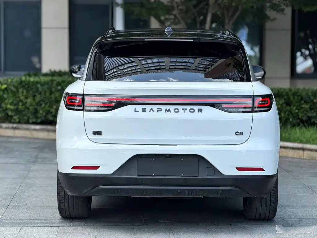 Leapmotor Leapmotor C11 — миниатюра 8