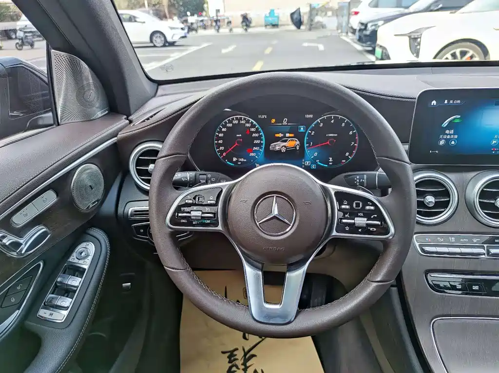 Mercedes-Benz GLC — миниатюра 13