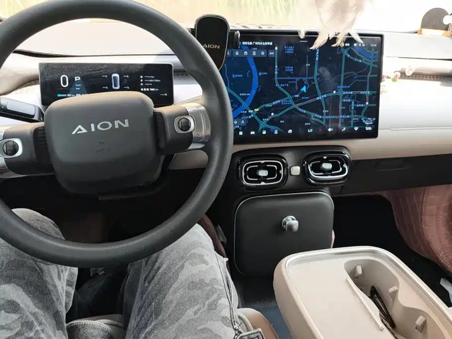 Aion AION UT — миниатюра 12