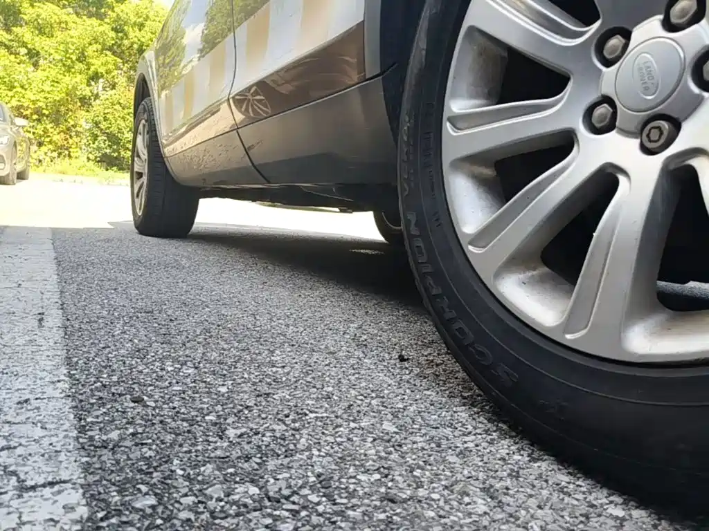 Land Rover Discovery Sport — миниатюра 22
