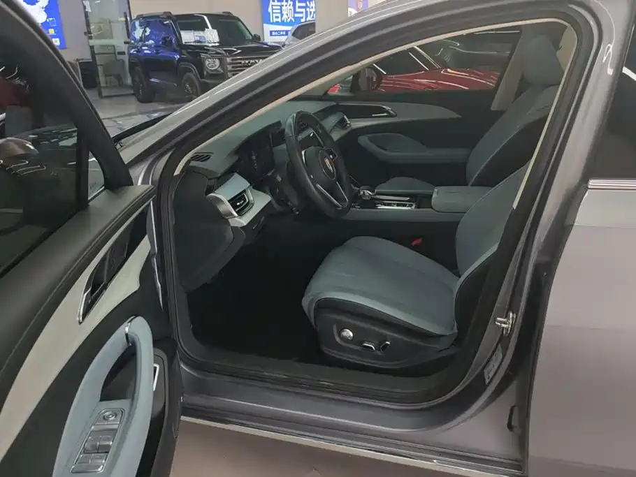 Hongqi Hongqi H5 PHEV — миниатюра 9