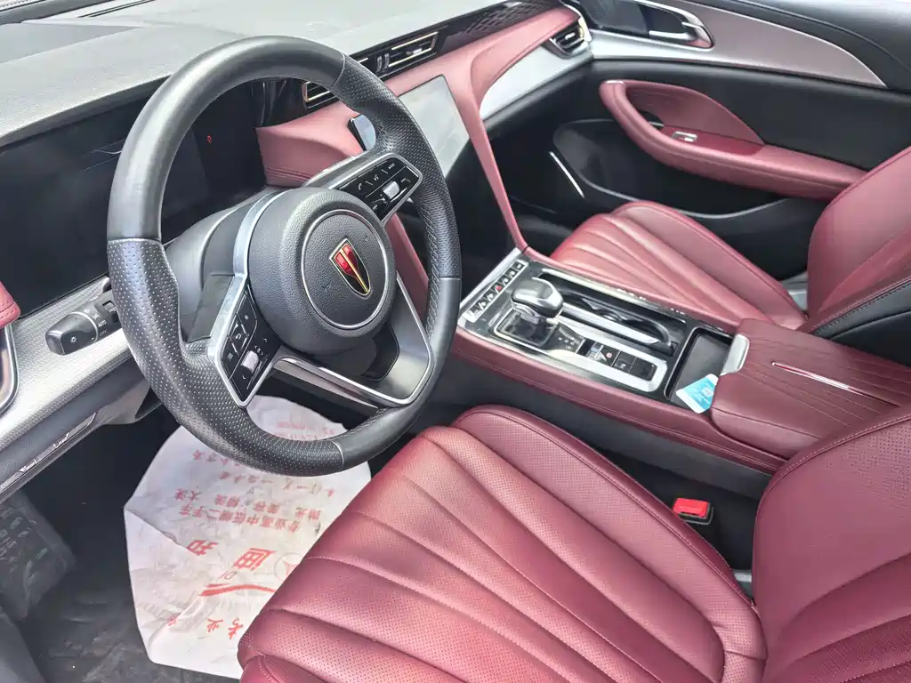 Hongqi Hongqi H5 — миниатюра 10