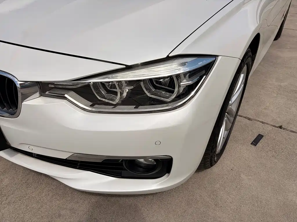BMW 3 Series — миниатюра 4