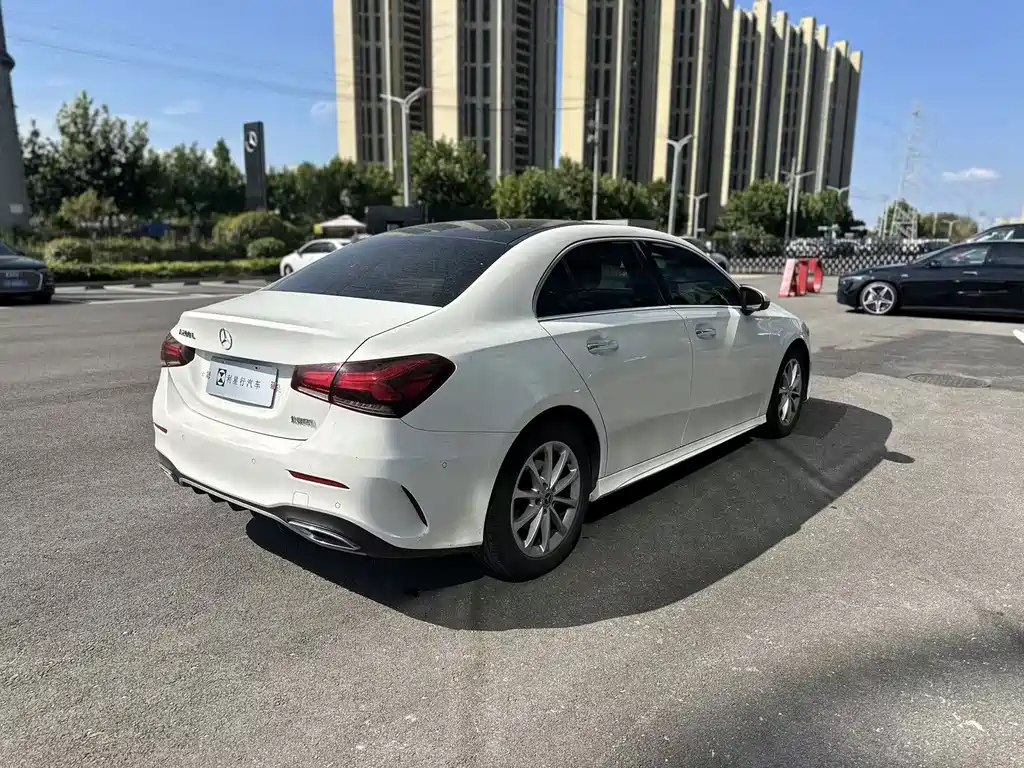 Mercedes-Benz A-Class — миниатюра 5