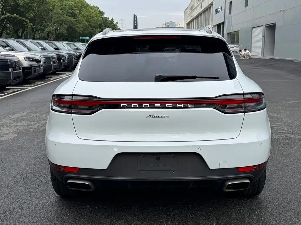 Porsche Macan — миниатюра 23