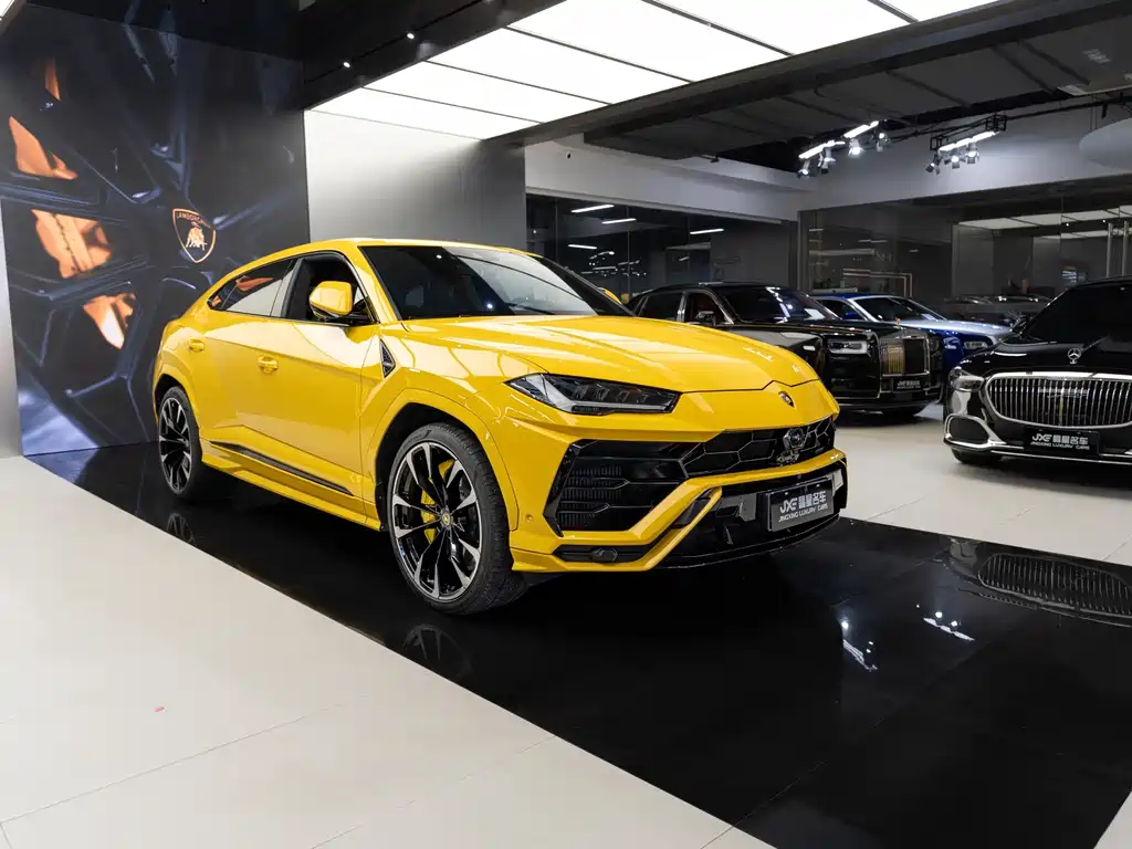Lamborghini Urus — миниатюра 2