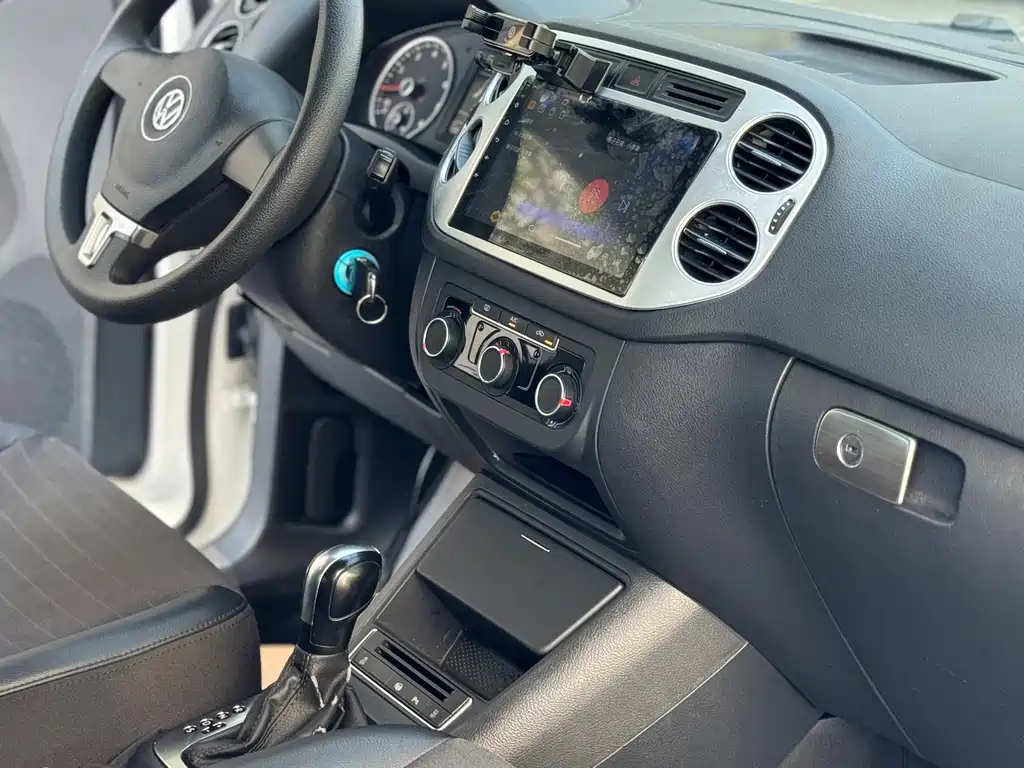 Volkswagen Tiguan — миниатюра 5