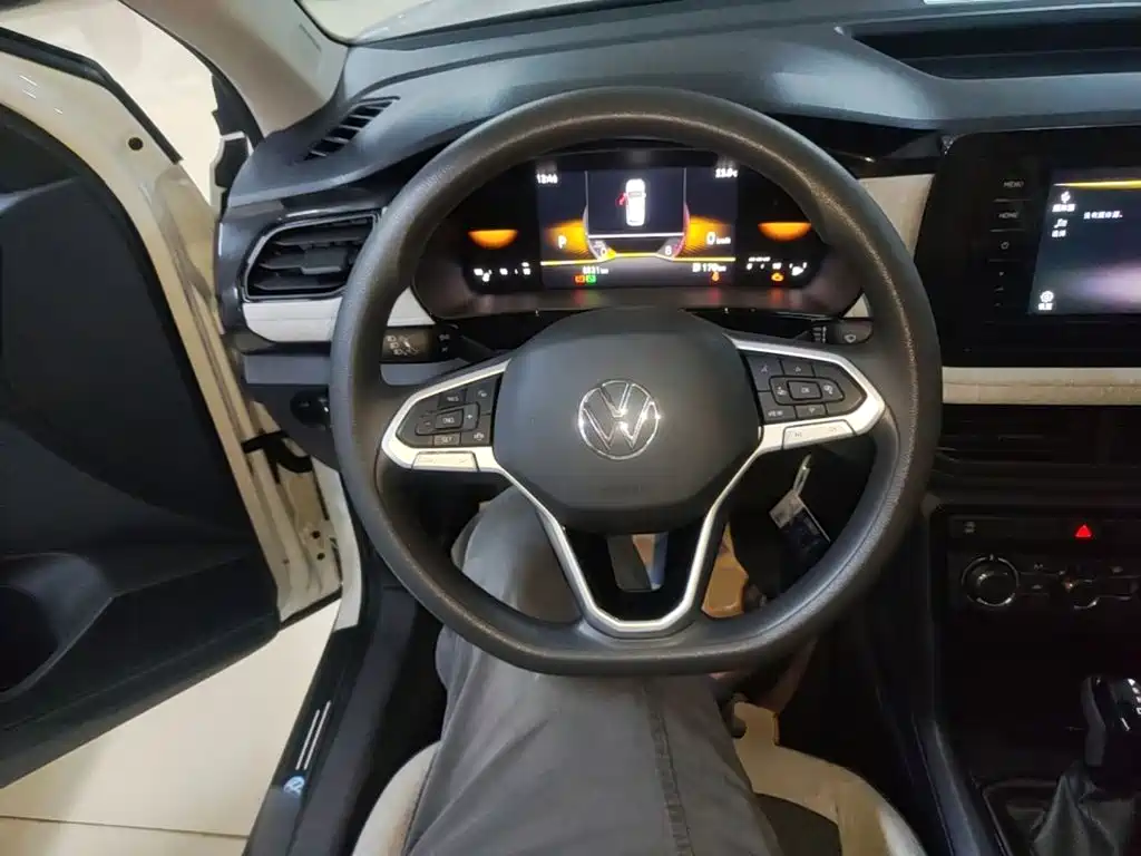 Volkswagen Tharu — миниатюра 11