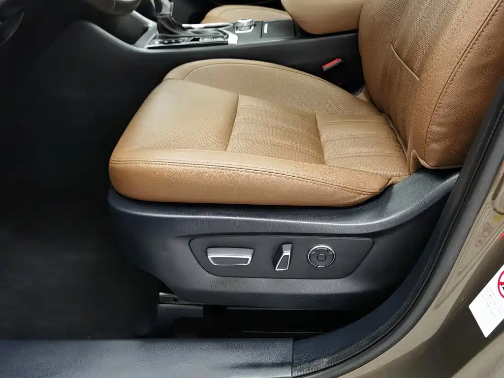 Changan CS95 — миниатюра 20