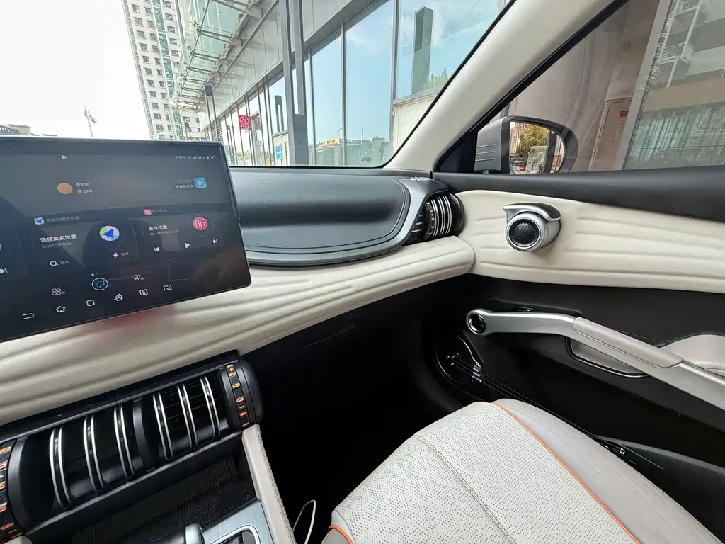BYD Yuan Plus — миниатюра 11