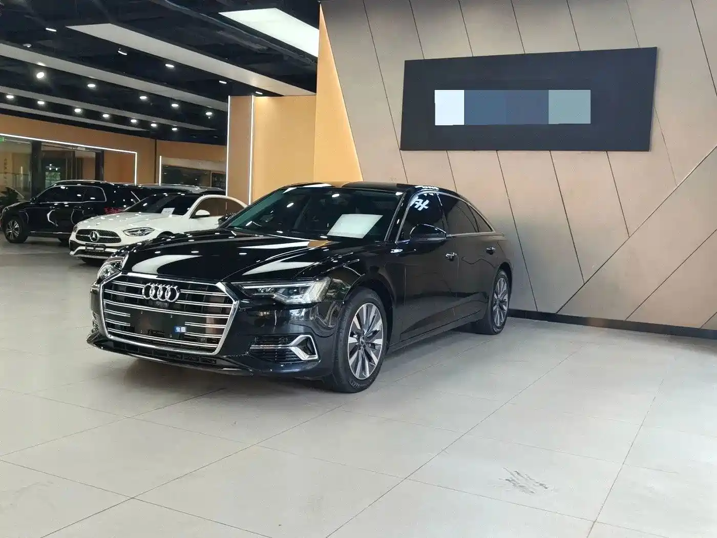 奥迪A6L 2024款 45 TFSI 臻选动感型 2024