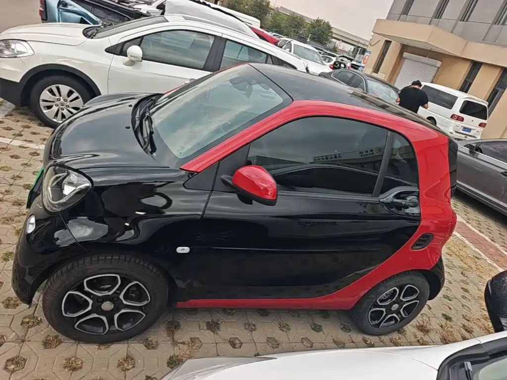 smart Smart Fortwo — миниатюра 5