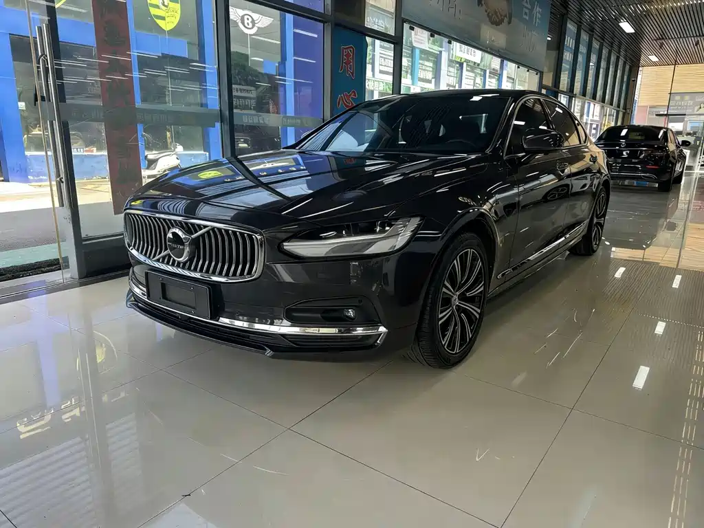 Volvo S90 2021