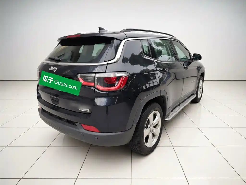 Jeep Compass — миниатюра 4
