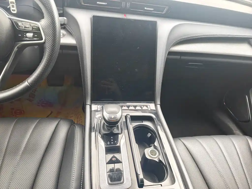 Hongqi Hongqi H5 — миниатюра 9