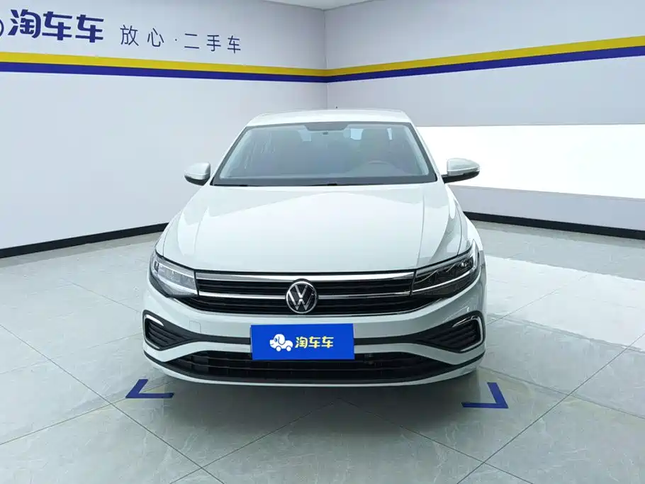 Volkswagen Bora — миниатюра 2